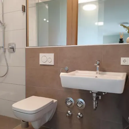 Hotel Con4rent