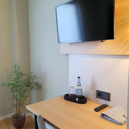 Hotel Con4rent *